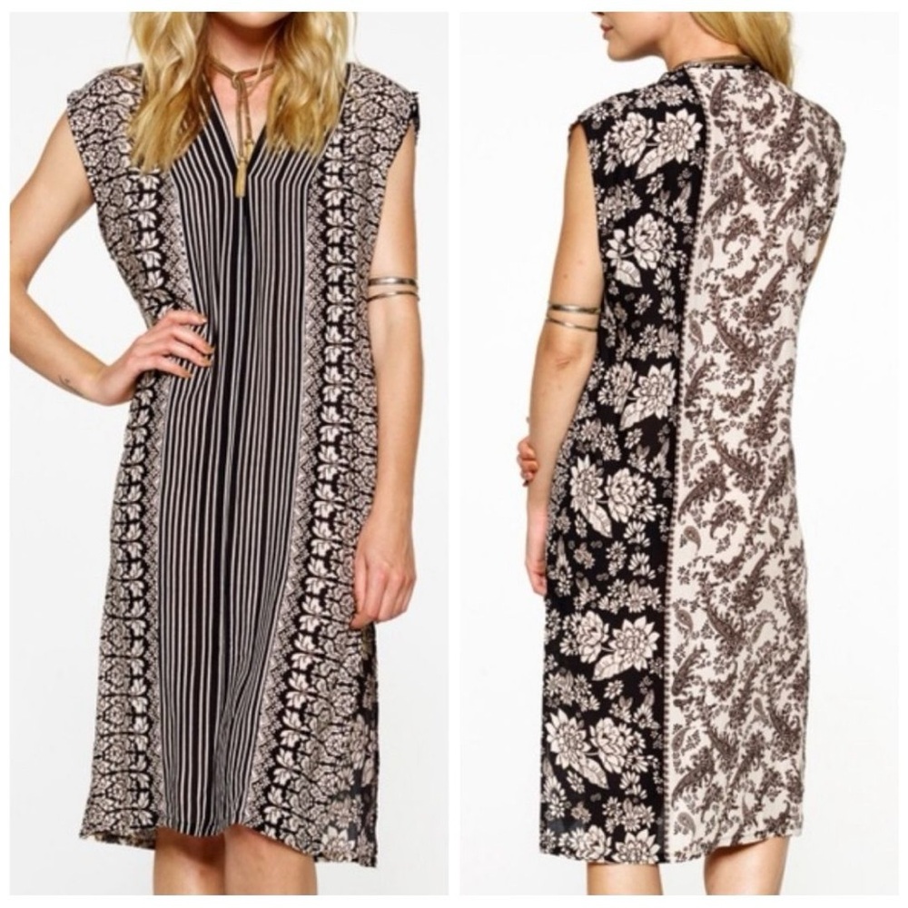 Novella Royale Fox Stripe Caftan Midi Dress